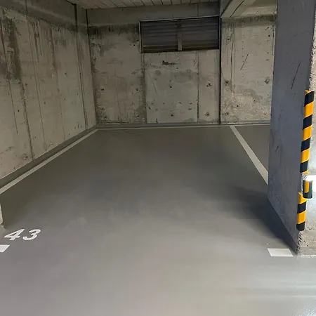 Astria Boutique 301 *